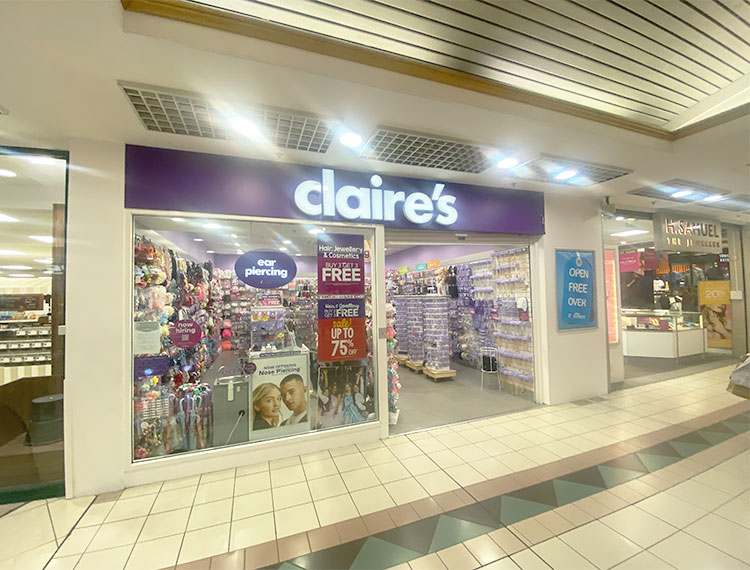 claires