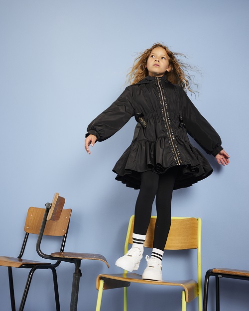River Island - Back to School 11 KW BTS BRAND HERO IN LOOK 13 alt1 WEEK21 23MAY25 M1 4